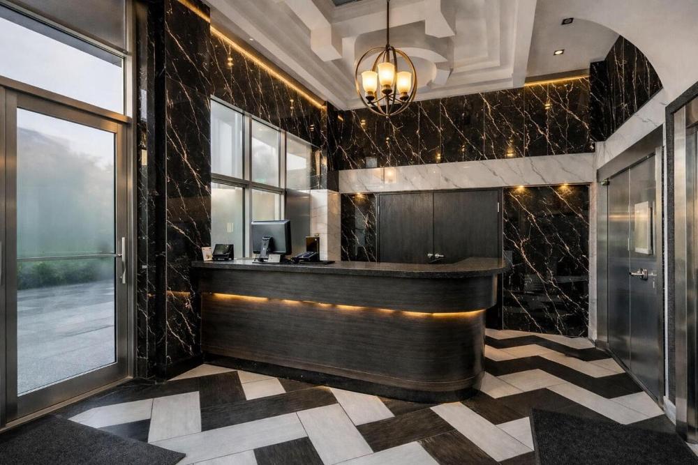 Umbrella Hotel Brooklyn - Newly Renovated